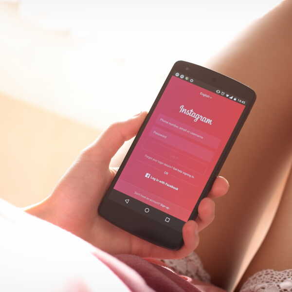 Comment voir les stories Instagram sans être ami ?