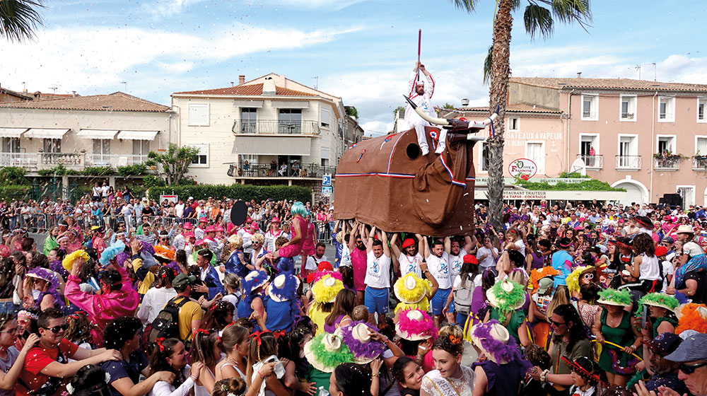 Le Corso : Une Tradition Festive et Culturelle à Découvrir