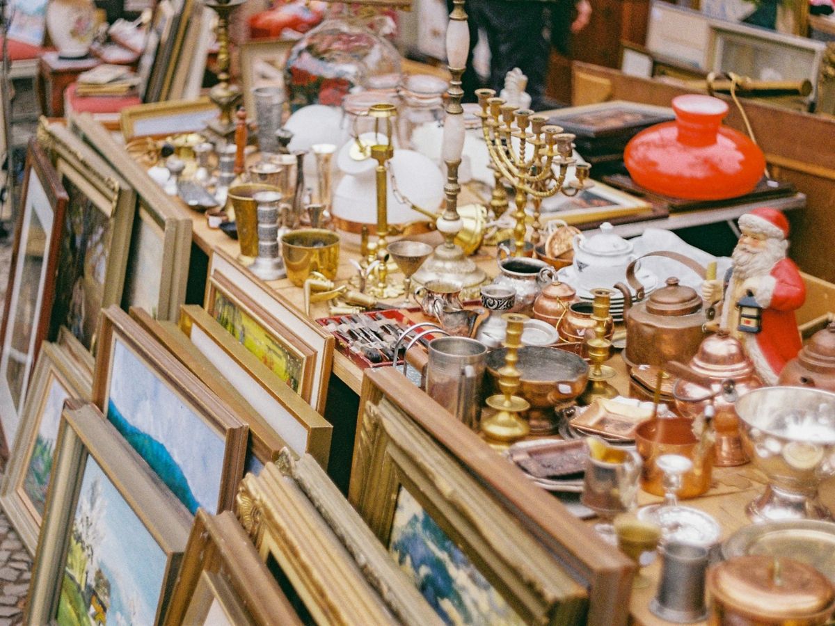 Vide grenier : Trouvailles et Astuces pour un Chineur Avisé